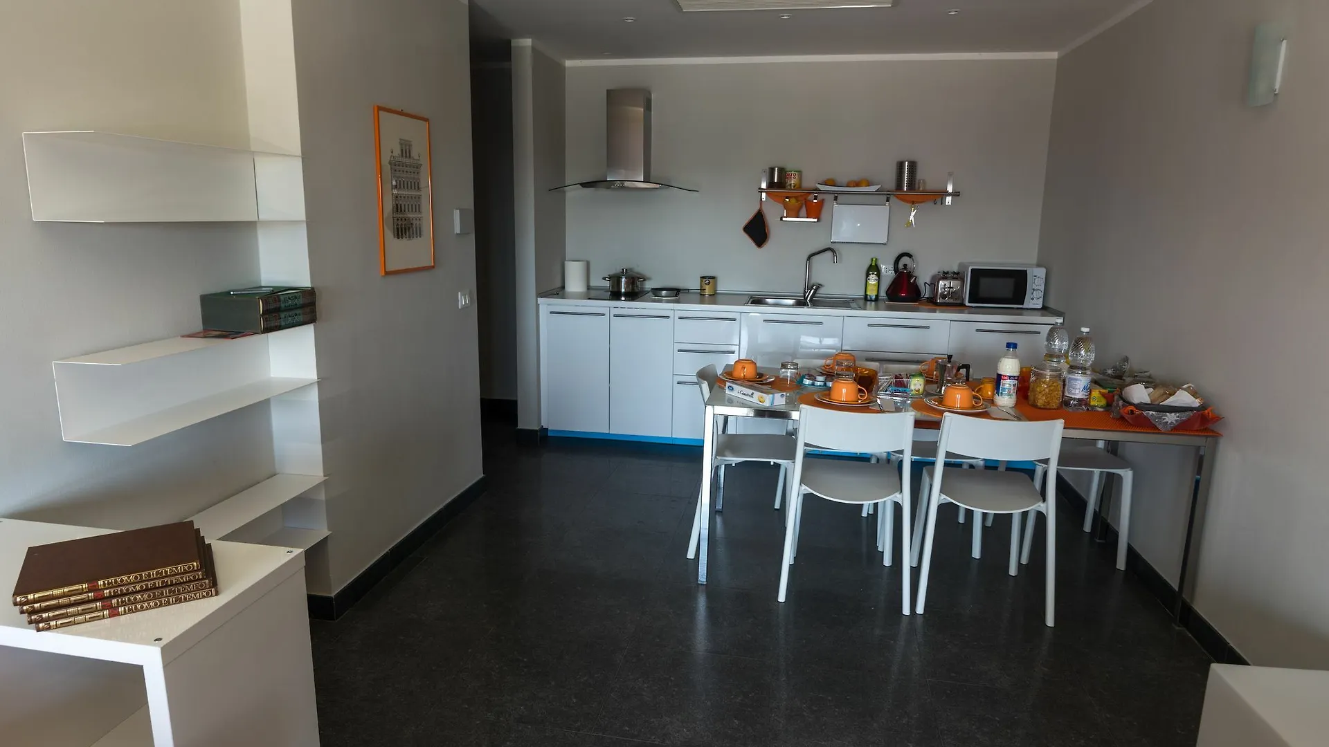 Apart-Hotel Dell'Acquario Genoa 0*,